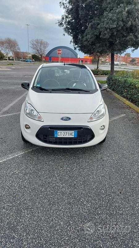 Usata Ford Ka 69 CV (50 kW) 2016 Bianco Berlina