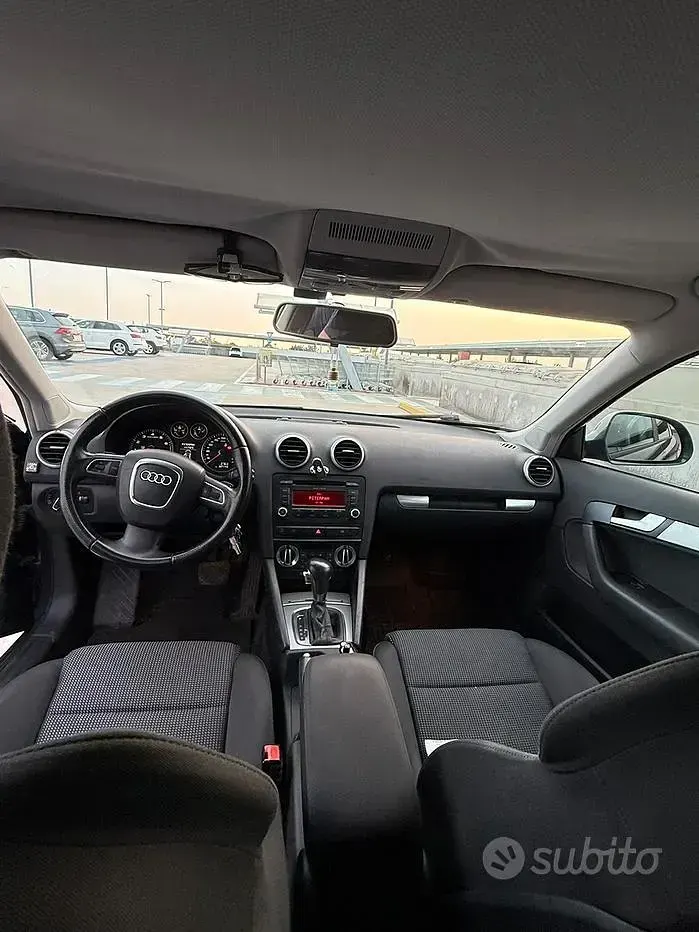 Usata Audi A3 125 CV (91 kW) 2010 Grigio Utilitaria
