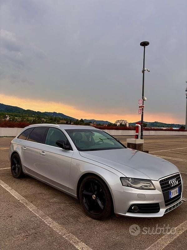 Usata Audi A4 Advanced Plus 143 CV (105 kW) 2010 Grigio Station wagon