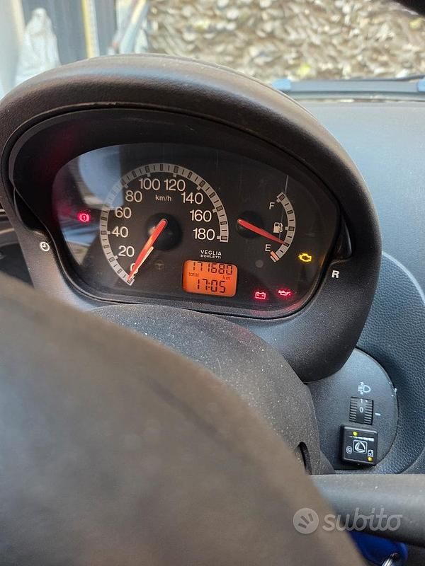Usata Fiat 600 Active 54 CV (39 kW) 2004 Utilitaria