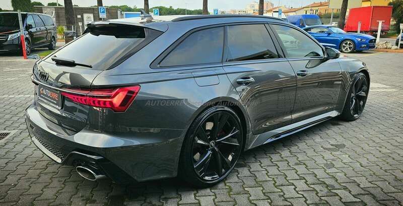 Usata Audi RS6 Performance 630 CV (463 kW) 2023 Grigio Station wagon