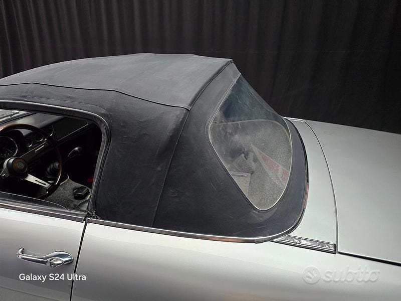 Usata Alfa Romeo GT Junior 106 CV (77 kW) 1970 Grigio Cabrio