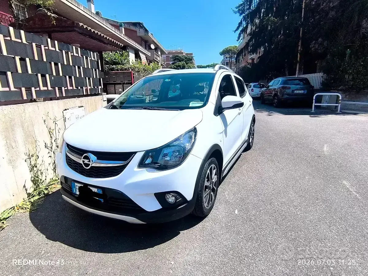 Usata Opel Karl Rocks 75 CV (55 kW) 2017 Bianco Utilitaria
