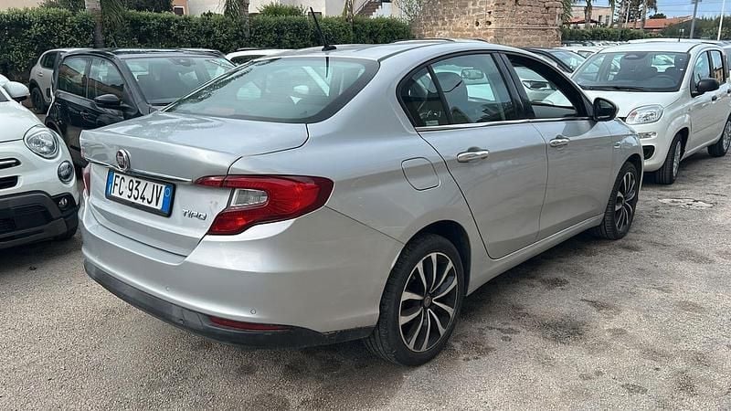 Argento Usata 2016 Fiat Tipo Opening Edition Berlina | 8500 € (Buon prezzo) - Immagine 1/4