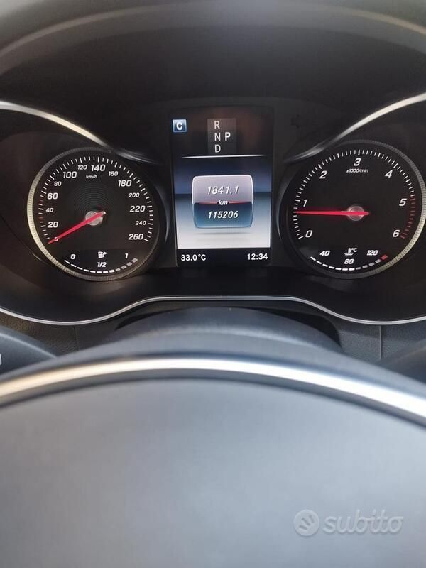 Usata Mercedes GLC250 Premium 211 CV (155 kW) 2019 Bianco Coupé