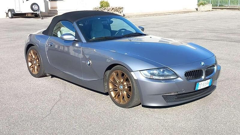 Usata BMW Z4 150 CV (110 kW) 2006 Grigio Cabrio