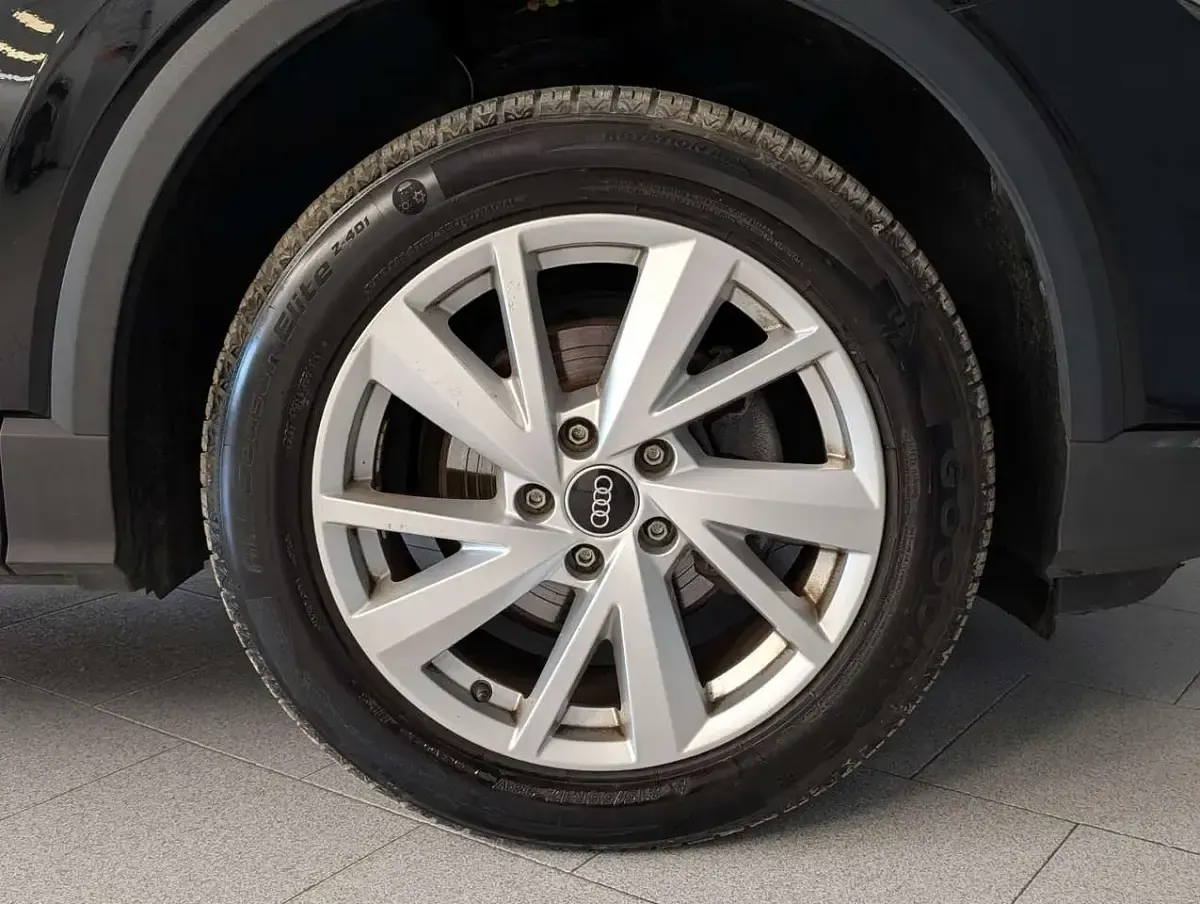 Usata Audi Q2 150 CV (110 kW) 2022 Nero SUV