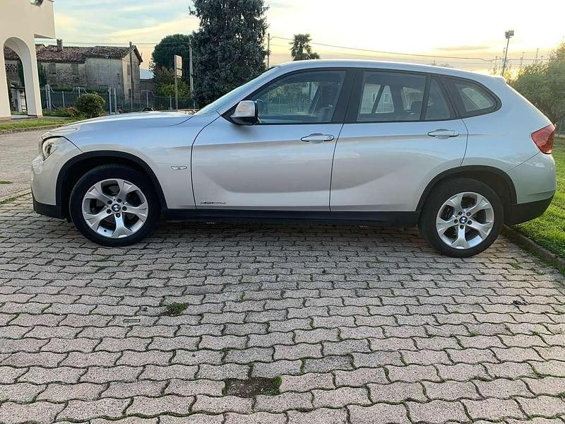 Usata BMW X1 177 CV (130 kW) 2010 Argento SUV