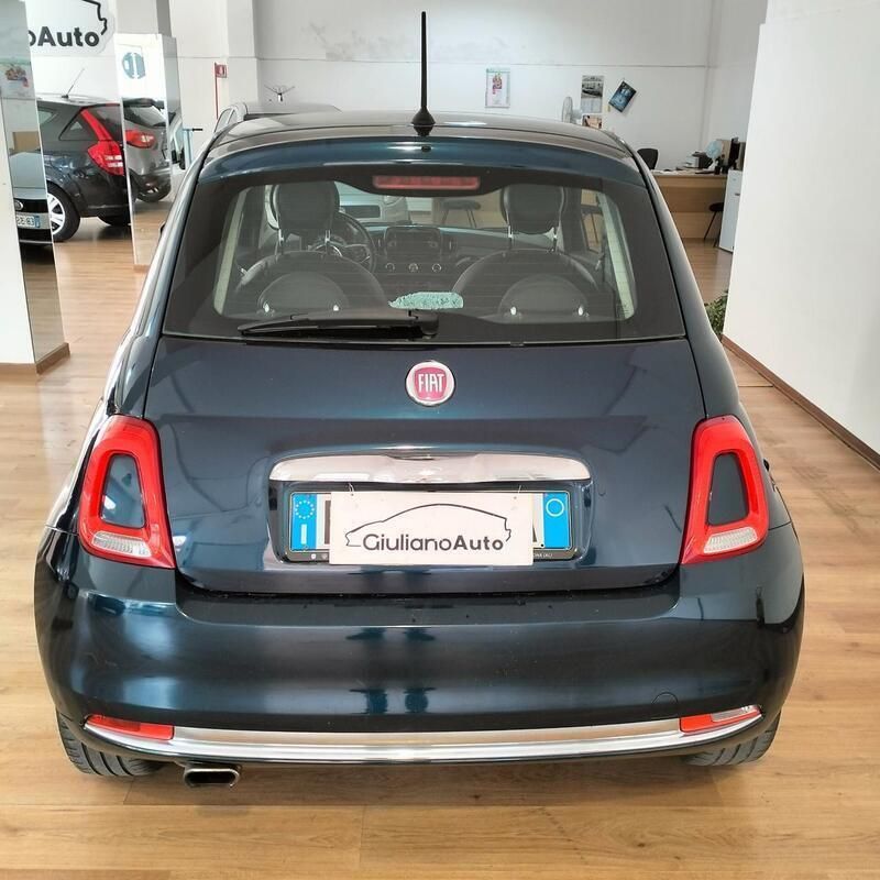 Begagnad Fiat 500 Lounge 69 HK (50 kW) 2018 Blå Sedan