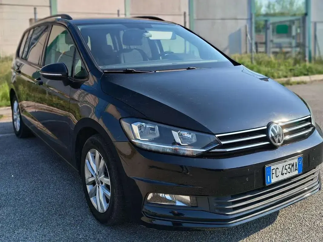 Usata VW Touran Comfortline 150 CV (110 kW) 2016 Nero Monovolume