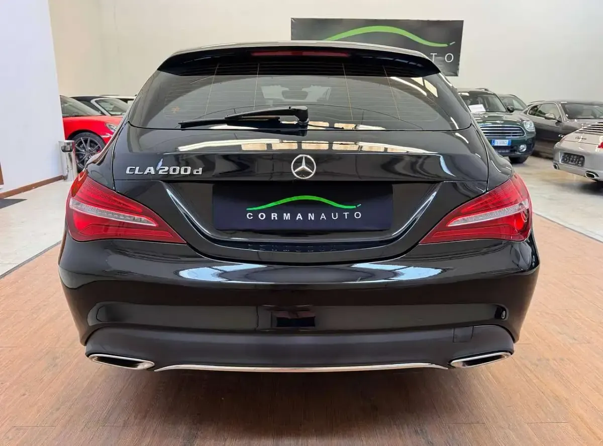 Usata Mercedes CLA200 Shooting Brake 136 CV (100 kW) 2019 Nero Station wagon