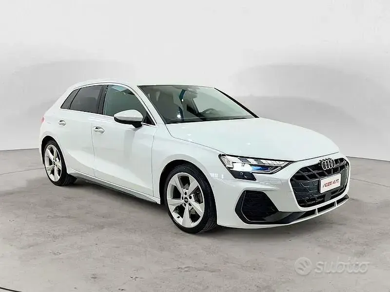 Usata Audi A3 S-Line 150 CV (110 kW) 2024 Bianco Berlina