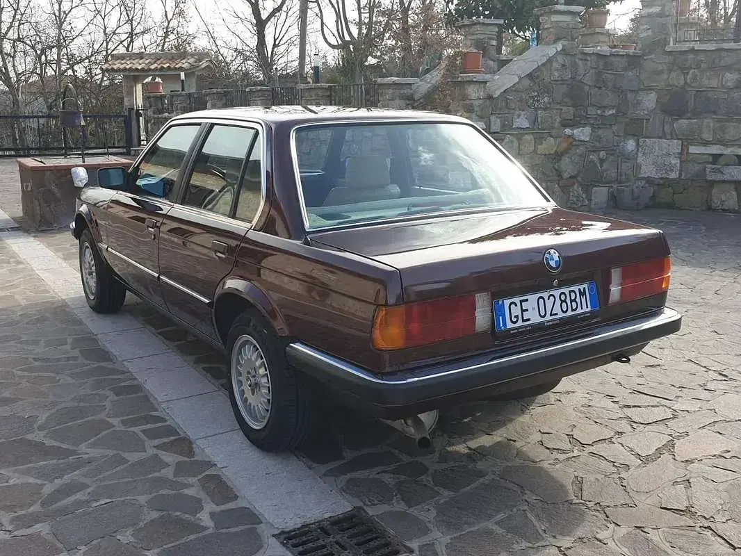 Usata BMW 316 90 CV (66 kW) 1987 Berlina