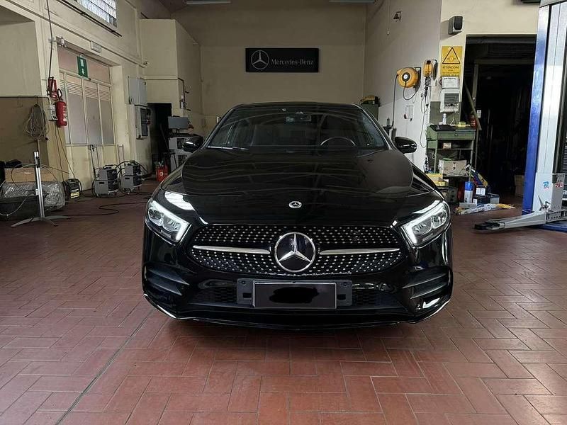 Usata Mercedes A180 Premium 116 CV (85 kW) 2021 Berlina