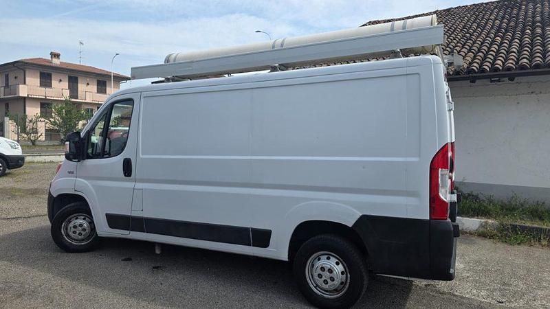 Usata Fiat Ducato 136 CV (100 kW) 2018 Bianco / pastello Furgone