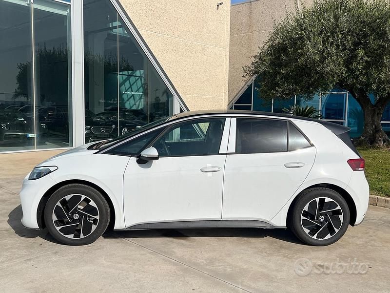 Nuova VW ID.3 Pure 125 kW (170 CV) 2025 Bianco Utilitaria