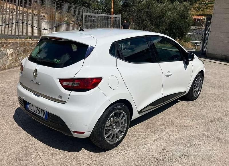 Usata Renault Clio IV 90 CV (66 kW) 2017 Bianco Berlina