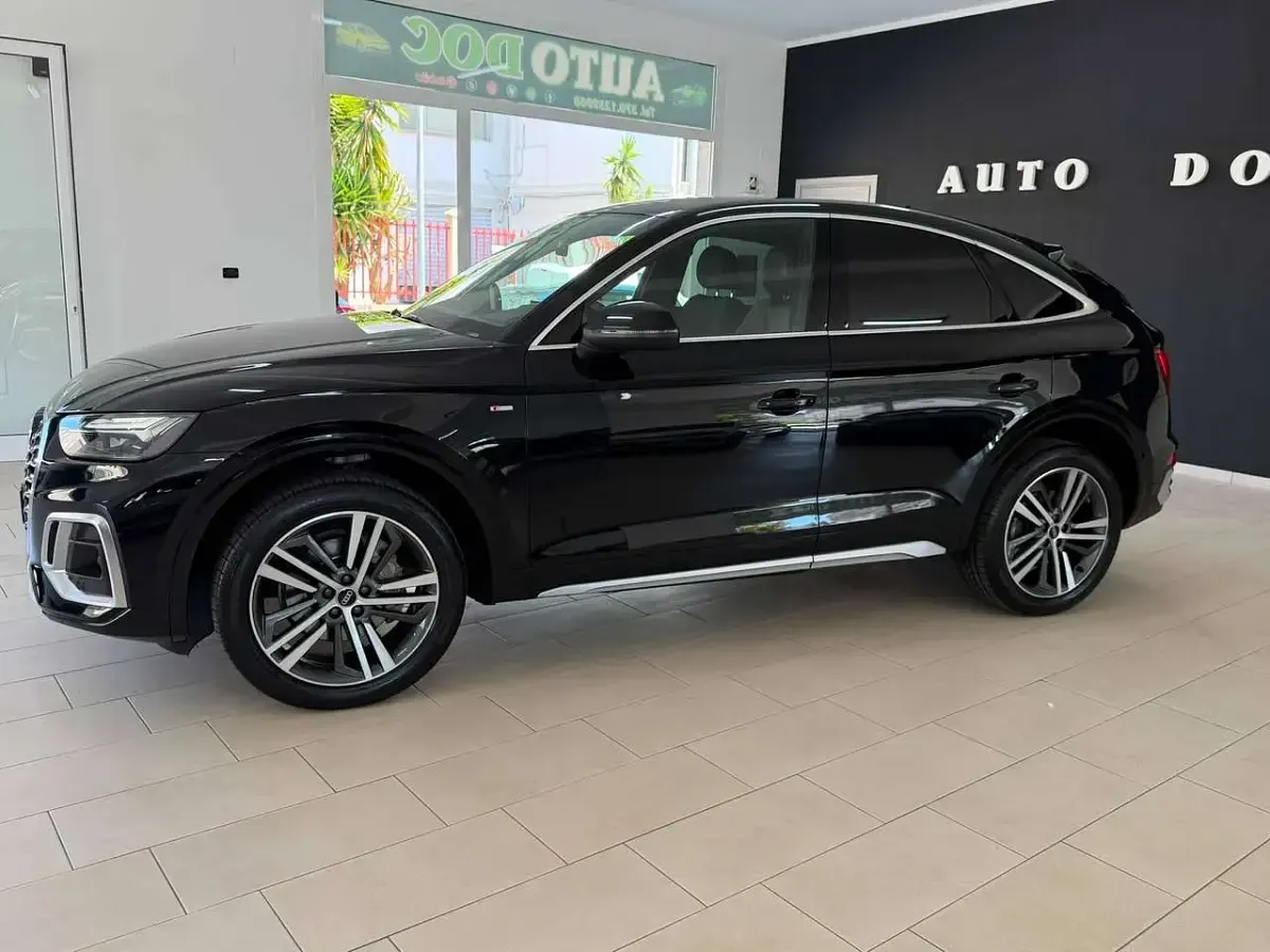 Usata Audi Q5 Sportback S-Line 204 CV (150 kW) 2022 Nero SUV