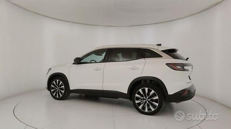 Usata Renault Austral Techno 200 CV (147 kW) 2023 Bianco SUV