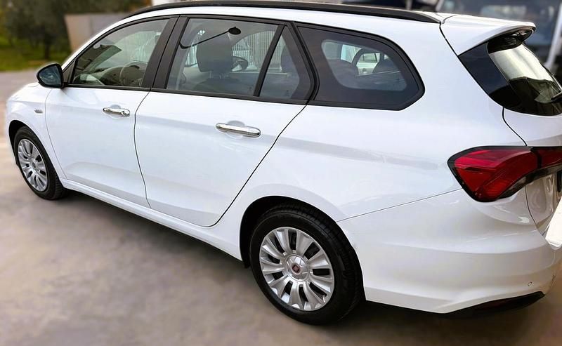 Usata Fiat Tipo Business 95 CV (69 kW) 2017 Bianco Station wagon