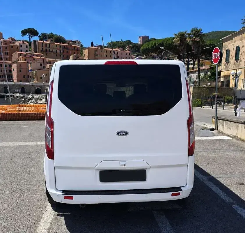Usata Ford Tourneo Custom 150 CV (110 kW) 2022 Bianco Furgone