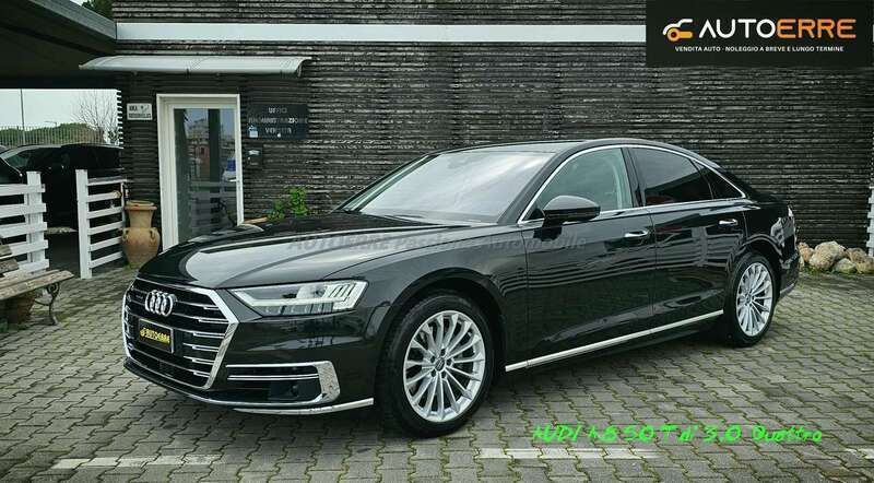 Nero Usata 2020 Audi A8 Ambiente Tre volumi | 48.900 € (Cara) - Immagine 1/4