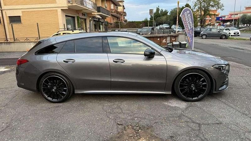 Usata Mercedes CLA220 Shooting Brake Premium 190 CV (139 kW) 2021 Grigio Station wagon