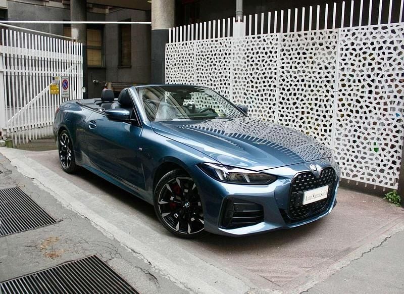 Usata BMW 430 Cabriolet M Sport 245 CV (180 kW) 2024 Arctic race blue met. Cabrio