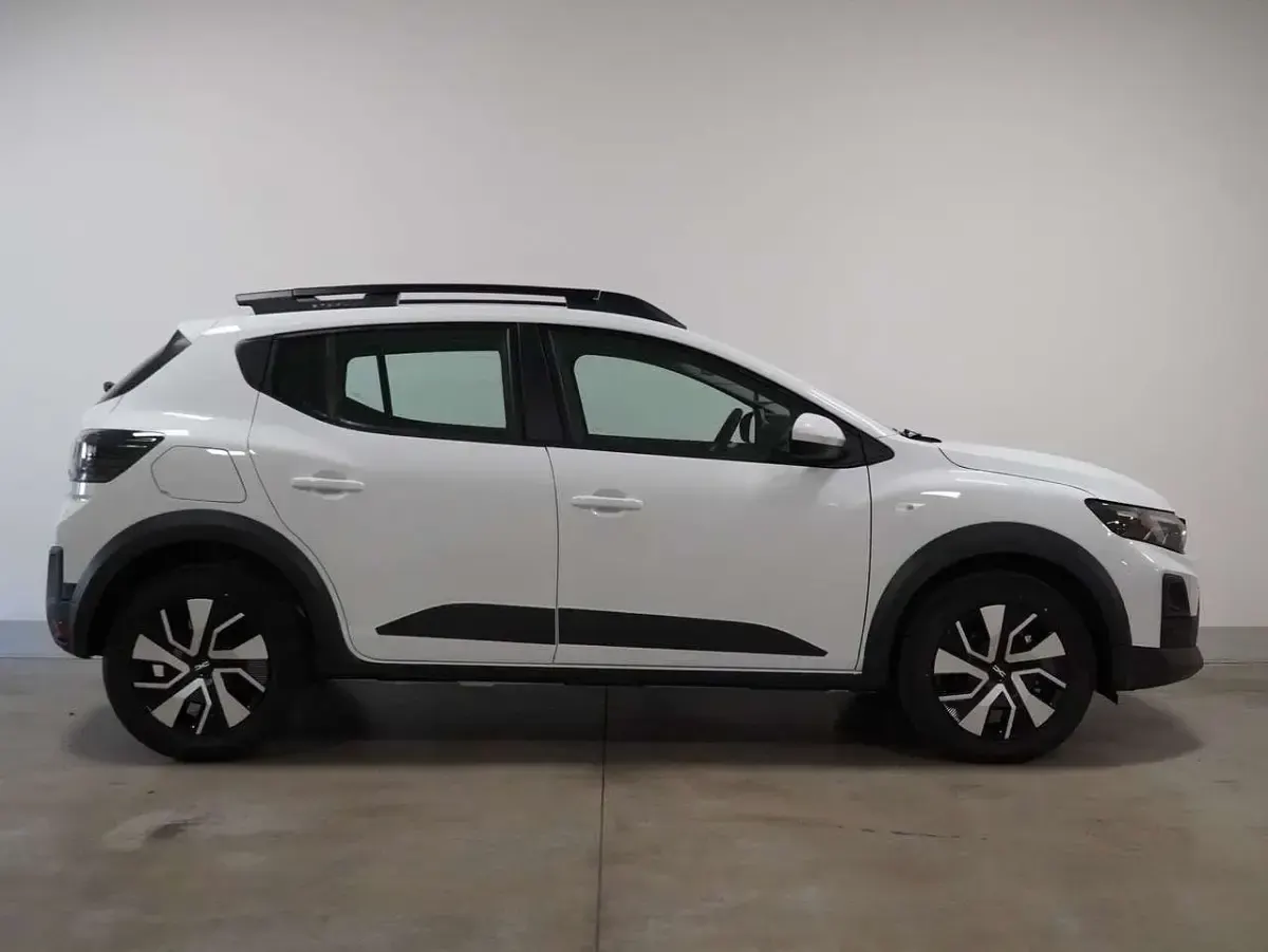 Nuova Dacia Sandero Expression 120 CV (88 kW) 2026 Bianco SUV