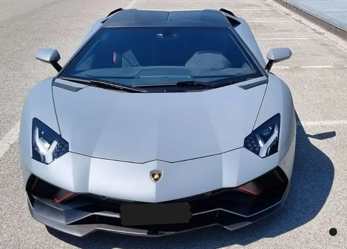 Usata Lamborghini Aventador 780 CV (573 kW) 2022 Cabrio