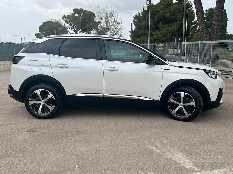 Usata Peugeot 3008 GT-line 120 CV (88 kW) 2017 Bianco SUV