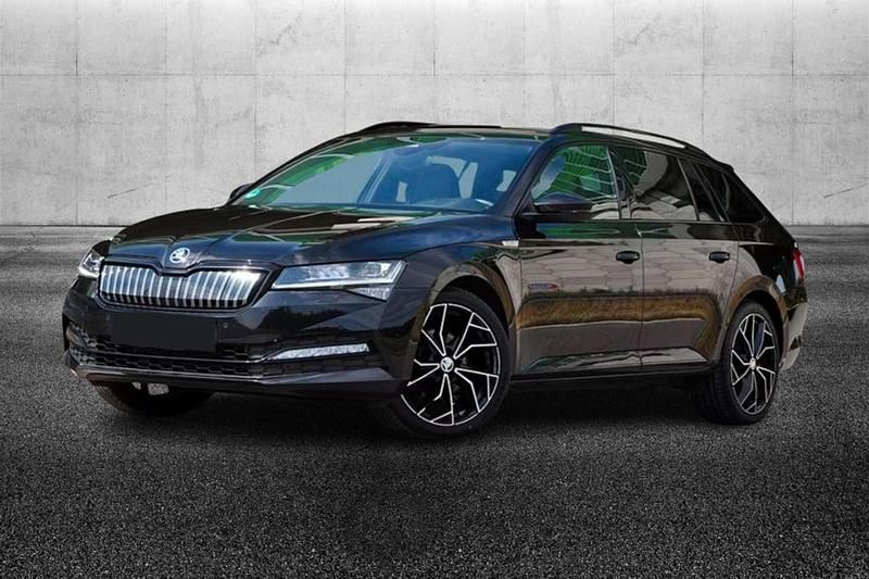 Nero Usata 2023 Skoda Superb SportLine Station wagon | 30.950 € (Molto cara) - Immagine 1/4