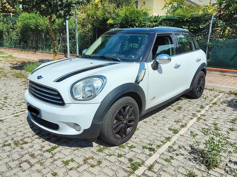 Usata Mini Cooper D Countryman 111 CV (81 kW) 2013 Bianco SUV