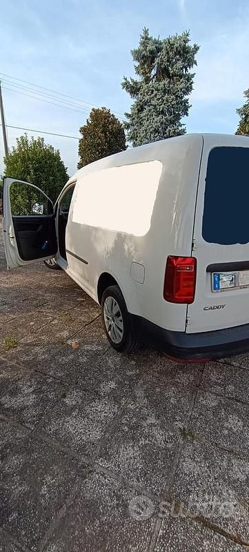 Usata VW Caddy Maxi 122 CV (89 kW) 2016 Bianco Monovolume