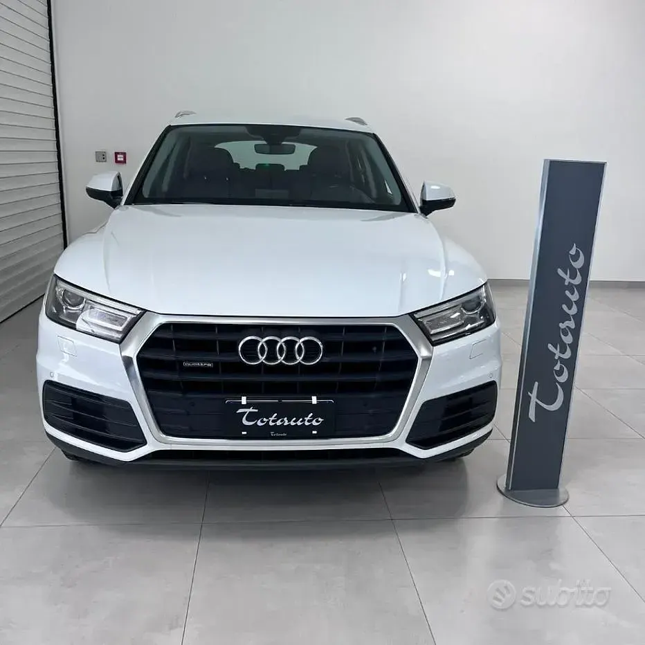 Usata Audi Q5 Business 190 CV (139 kW) 2019 Bianco SUV