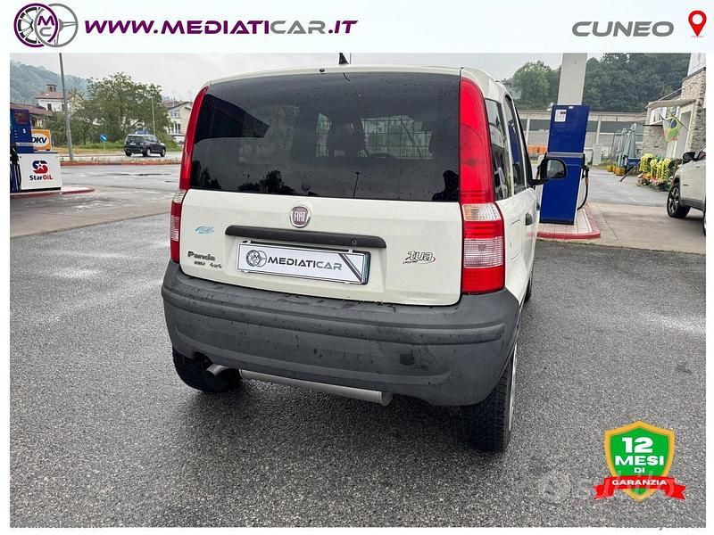 Usata Fiat Panda Active 69 CV (50 kW) 2010 Bianco Utilitaria