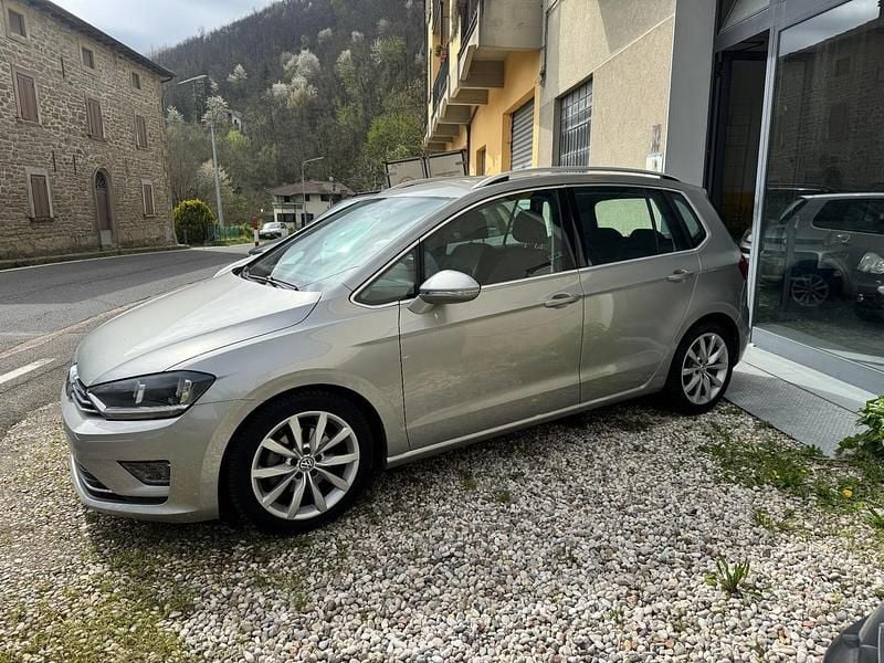 Argento Usata 2015 VW Golf Sportsvan Highline Monovolume | 9200 € (Ottimo prezzo) - Immagine 1/4