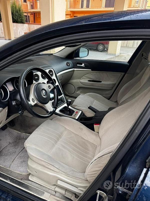 Usata Alfa Romeo 159 200 CV (147 kW) 2006 Blu Station wagon