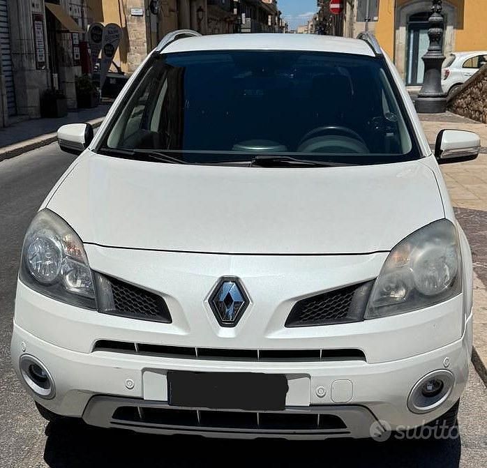 Usata Renault Koleos 150 CV (110 kW) 2009 Bianco SUV