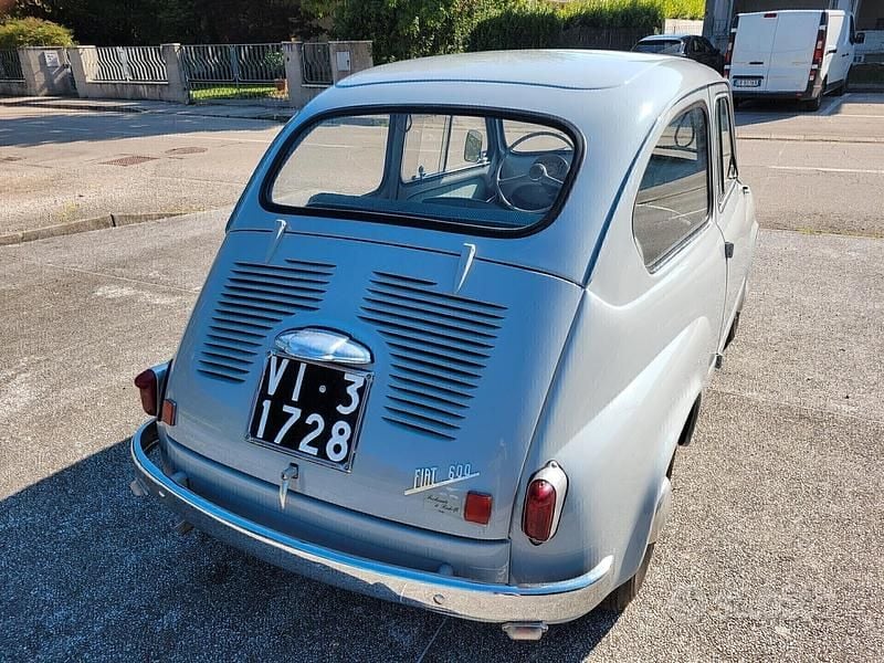 Usata Fiat 600 22 CV (16 kW) 1950 Grigio Berlina