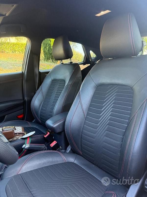 Usata Ford Puma ST-Line 125 CV (91 kW) 2020 Nero SUV