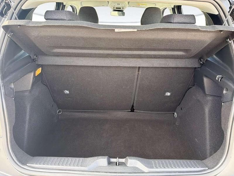 Usata Citroën C3 PureTech 101 CV (74 kW) 2025 Grigio scuro metall. SUV