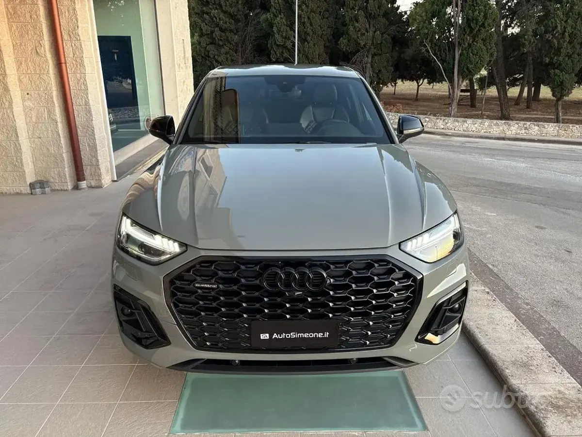 Usata Audi Q5 Sportback S-line plus 204 CV (150 kW) 2022 Grigio SUV