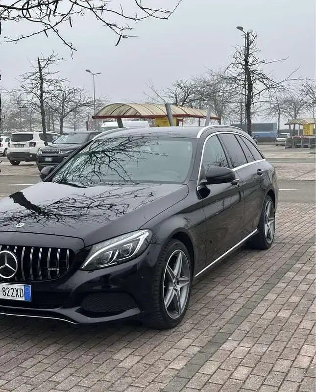 Usata Mercedes C220 170 CV (125 kW) 2014 Nero Station wagon