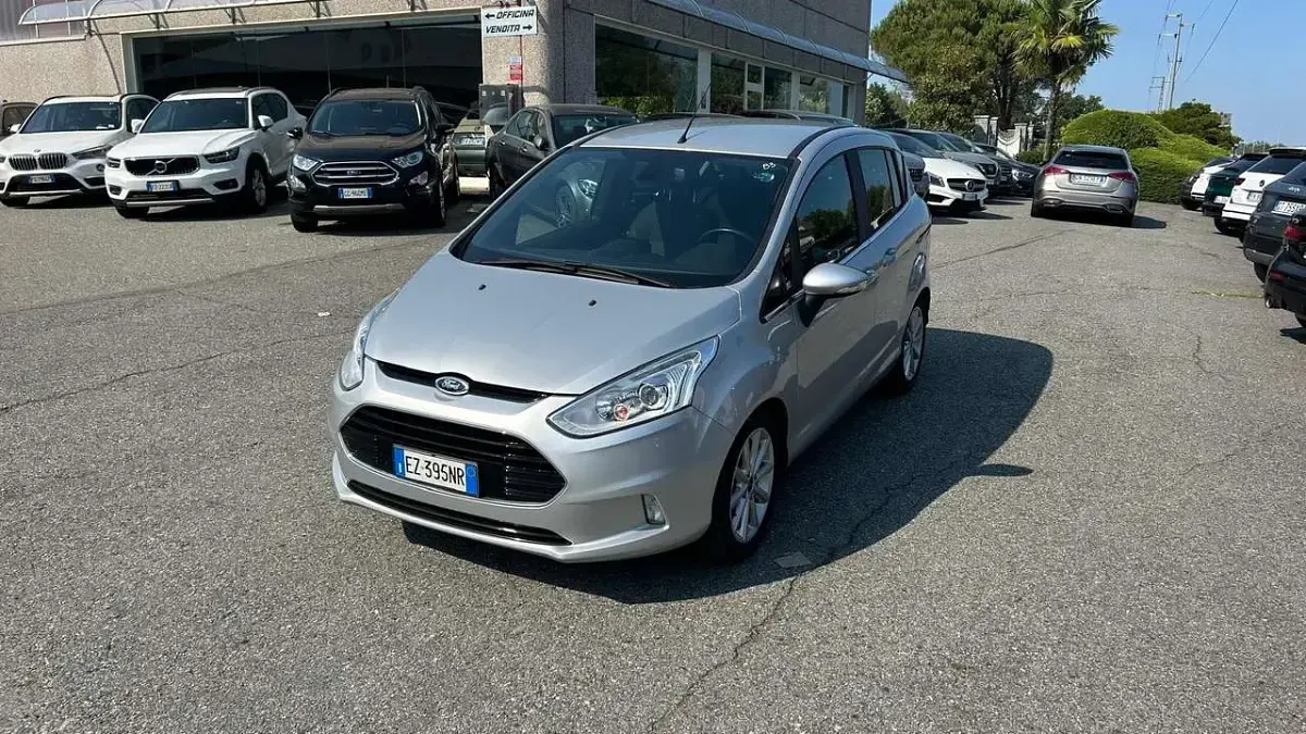 Usata Ford B-MAX Titanium 101 CV (74 kW) 2015 Grigio Monovolume
