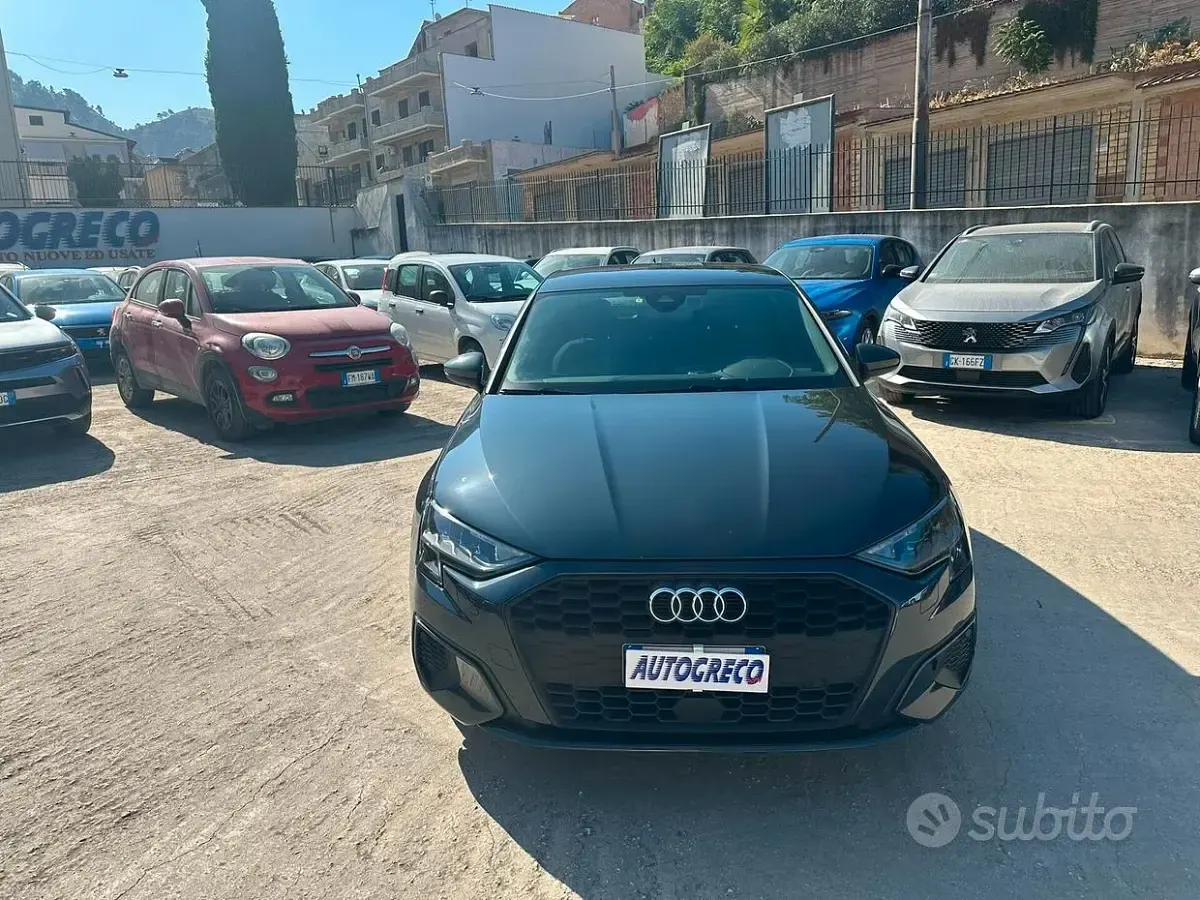 Usata Audi A3 Business 116 CV (85 kW) 2022 Grigio Berlina