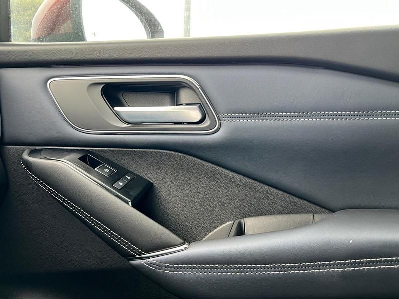 Occasion Nissan Qashqai Tekna 158 ch (116 kW) 2021 Rose SUV