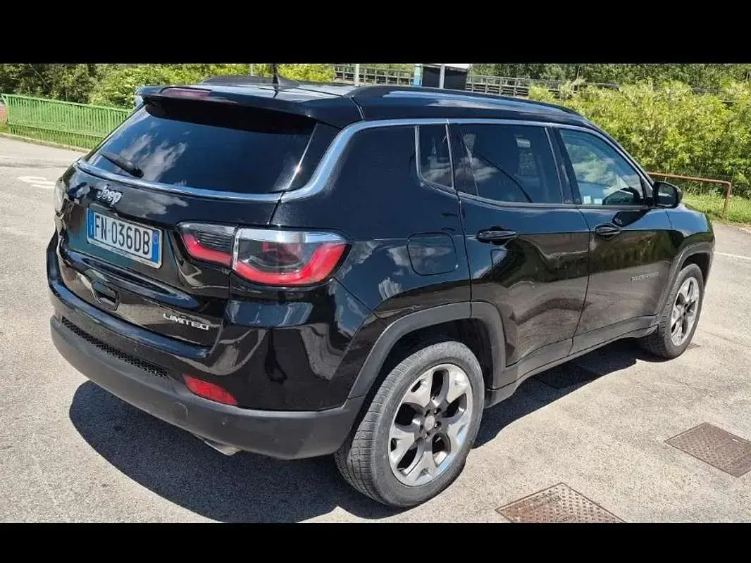 Usata Jeep Compass Longitude 120 CV (88 kW) 2018 Nero SUV
