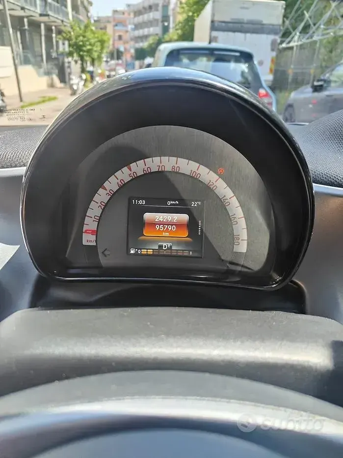 Usata Smart ForFour 61 CV (44 kW) 2016 Bianco Utilitaria