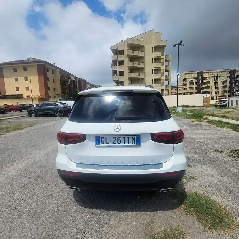Usata Mercedes GLB200 Premium 150 CV (110 kW) 2022 Other SUV